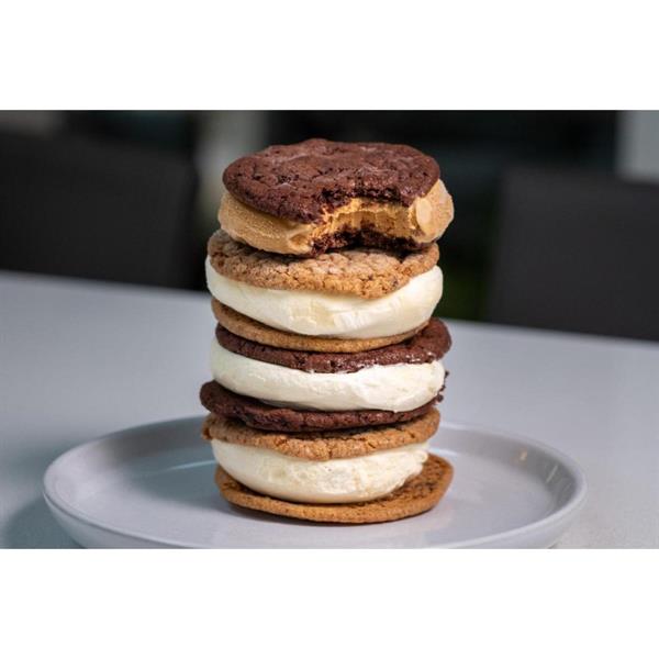COOKIES CHOCOLATE VANILLA ICE CREAM SANDWICH